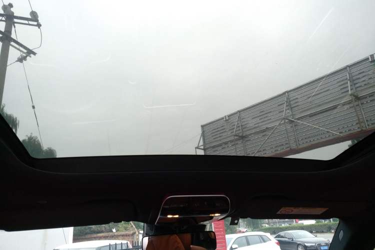 Used Mercedes-Benz GLC 2024 GLC 260 L 4MATIC Luxury Model 5 Seats
