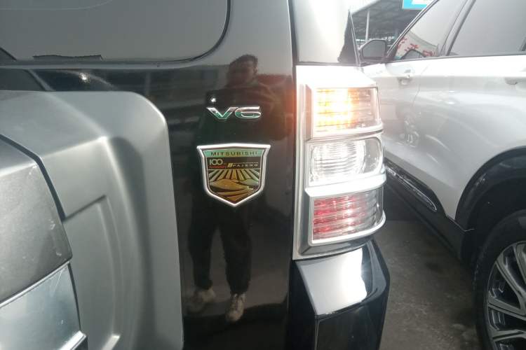 Used Mitsubishi Pajero 2019 3.0L Automatic Comfort Edition