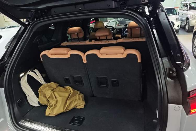 Used Nio ES8 2020 415 km Range 7-Seater Version
