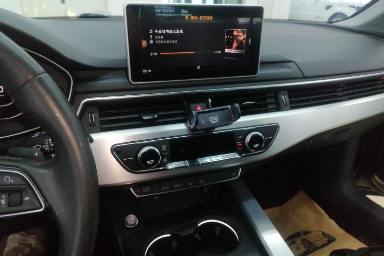 Used Audi A4L 2019 40 TFSI Fashion Edition China VI Emission Standard