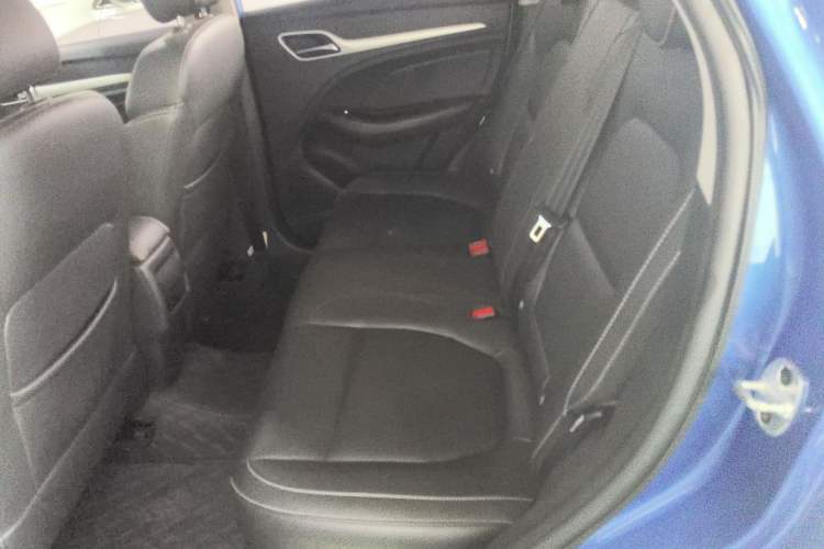 Used MG ZS 2018 1.5L Automatic Luxury Edition China V Standard
