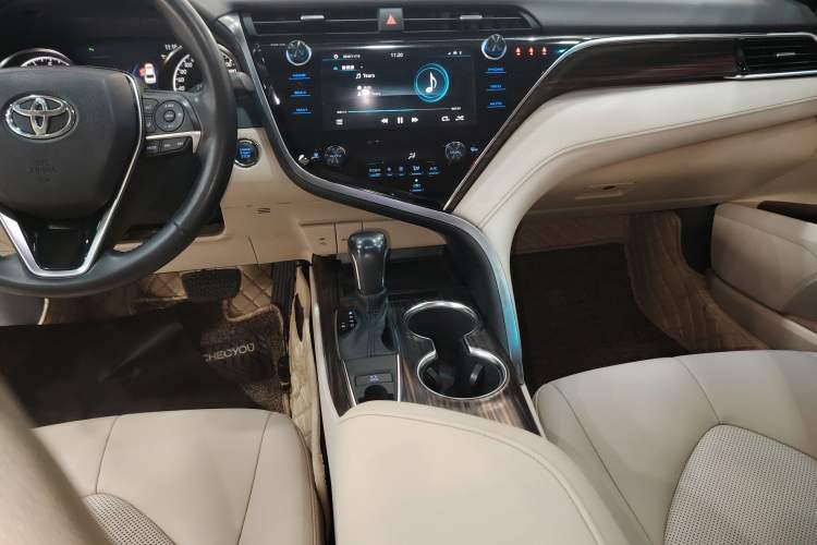 Used Toyota Camry 2019 2.0G Luxury Edition China VI Standard

