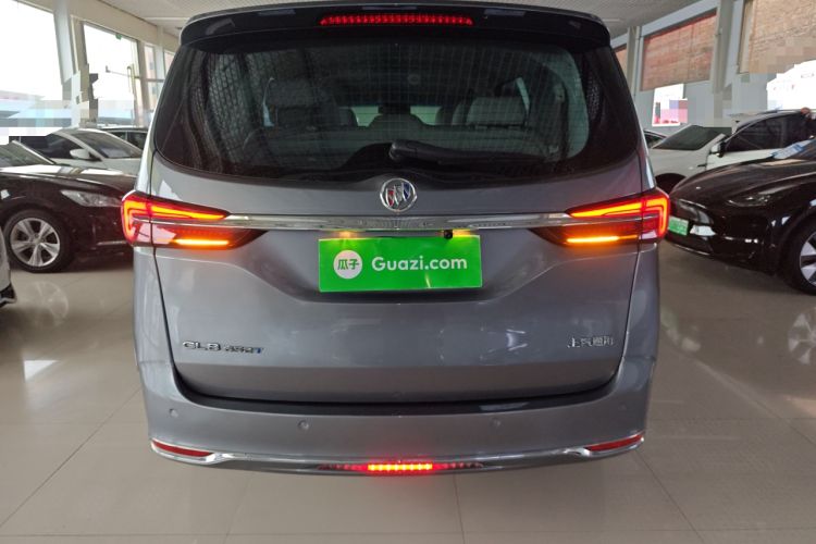 Used Buick GL8 2022 Land Cruiser Executive Class 652T Comfort Model
