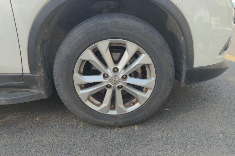 Used Nissan X-Trail 2015 2.0L CVT Comfort MAX Edition 2WD