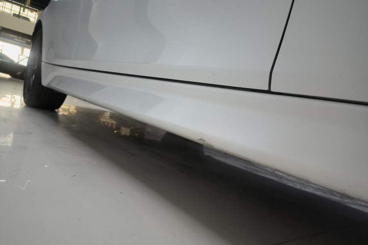 Used BMW 3 Series 2018 320Li Leading Model M Sport Package
