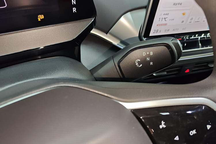 Used Volkswagen ID.4 CROZZ 2025 Pure Edition