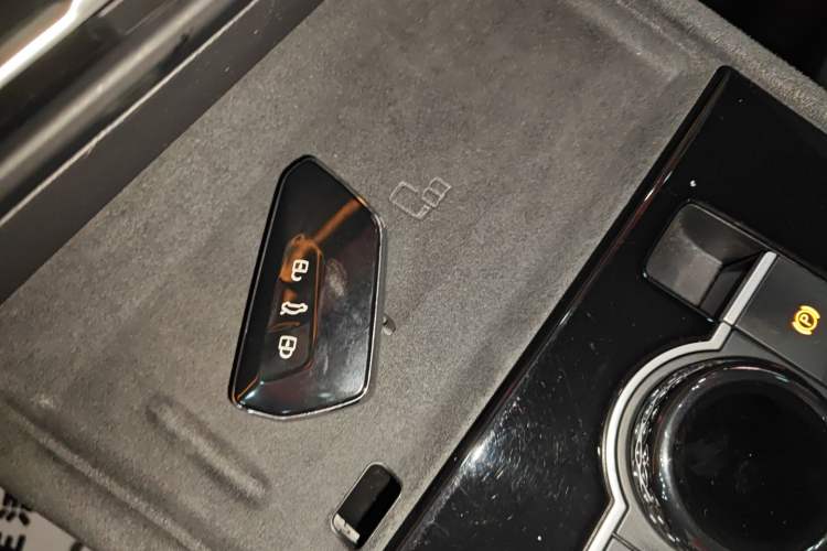 Used Volkswagen Tiguan L 2024 PRO 380TSI Four-Wheel Drive R-Line Prestige Edition
