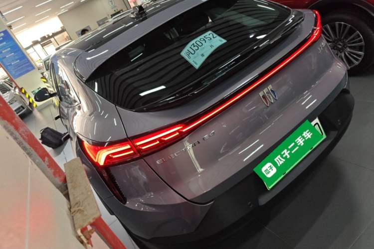 Used Buick E4 2023 Smart Edition
