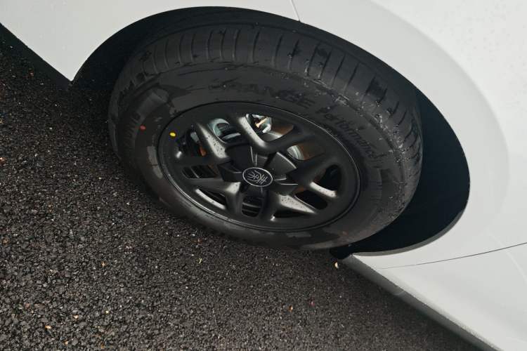 Used BYD Qin PLUS 2025 DM-i Smart Drive 55KM Leading Model
