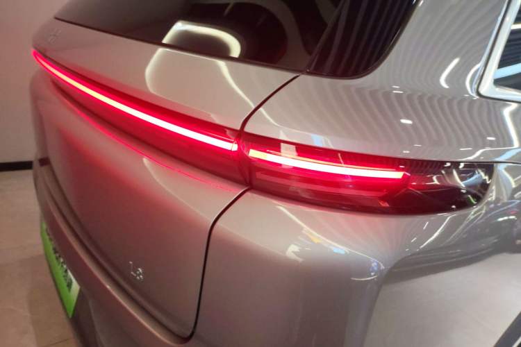 Used Li Auto L8 2023 Pro Model