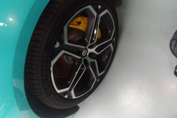 Used  SU7 2024 Four-Wheel Drive Ultra-Long Range Advanced Intelligent Driving Max Edition
