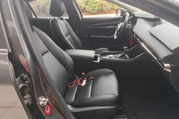 Used Mazda Mazda 3 Axela 2021 2.0L Automatic ZhiXuan Edition
