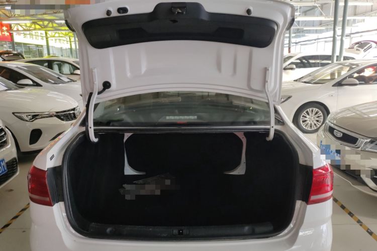 Used Volkswagen Lavida 2017 1.6L Automatic Fashion Edition
