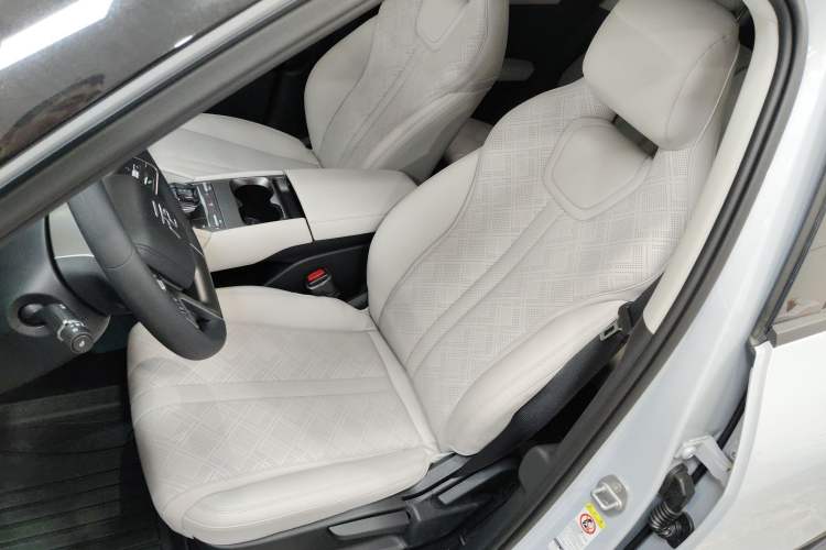 Used BYD Yuan UP 2024 401 km Active Version