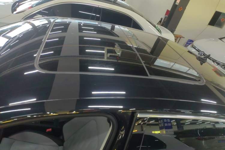 Used Volkswagen Magotan 2023 2 Million Units Limited Edition 330TSI DSG Leading Version
