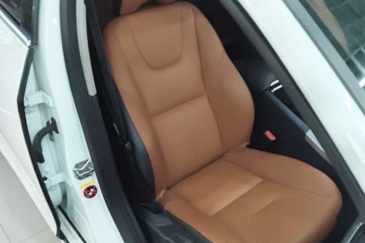 Used Volvo S60 2017 S60L T4 Smart Range Edition