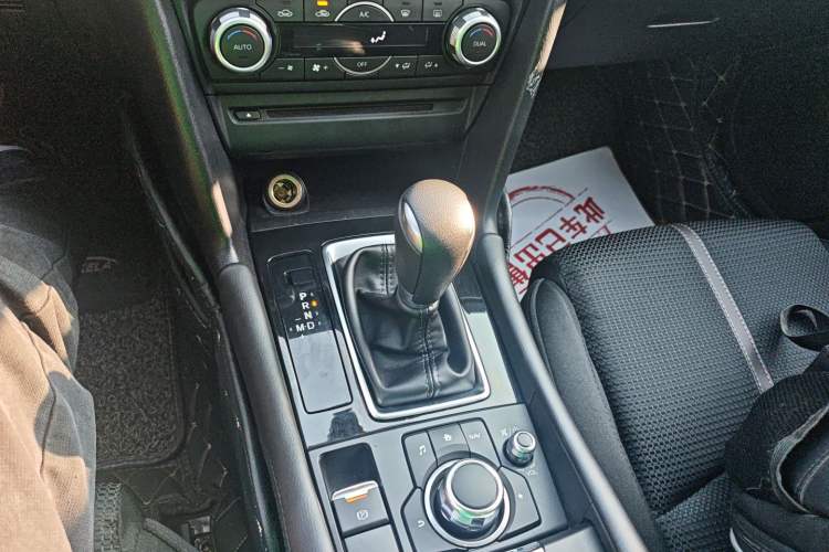 Used Mazda Mazda 3 Axela 2017 Sedan 1.5L Automatic Luxury Model Emission Standard China V
