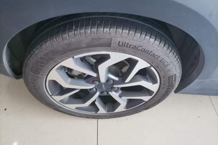 Used Lynk & Co 02 2019 High-Energy Edition 2.0T Automatic Two-Wheel Drive Pro Version China VI Standard
