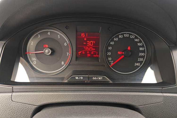 Used Volkswagen Santana 2016 1.4L Manual Fashion Edition
