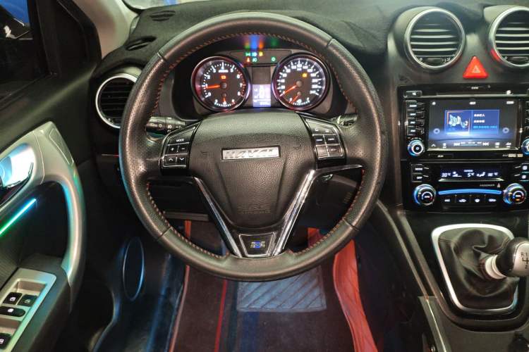 Used Haval H6 2016 Upgraded Model 1.5T Manual Two-Wheel Drive Elite Version
