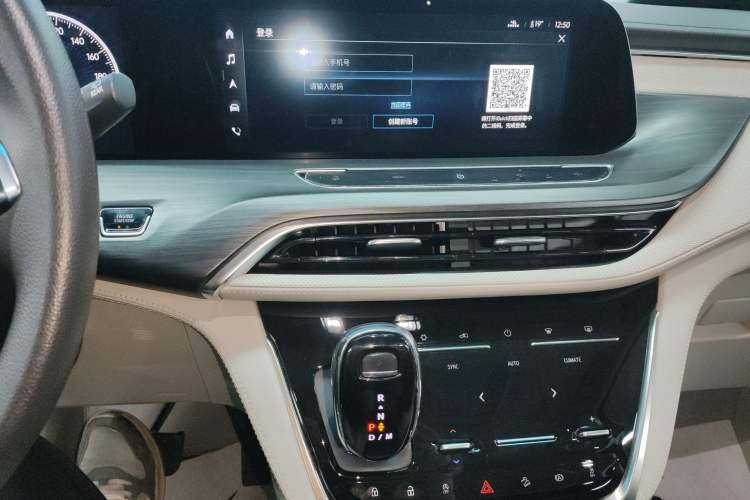 Used Buick GL8 2022 ES Landtrek 653T Comfort Edition
