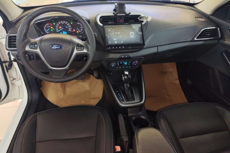 Used Ford Escort 2015 1.5L Automatic Fashion Model
