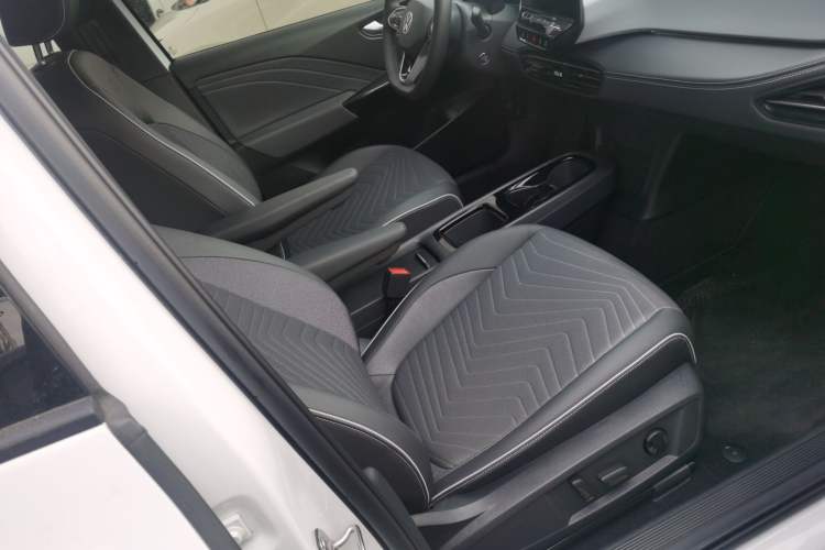 Used Volkswagen ID.3 2024 Outstanding Edition
