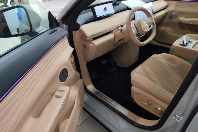 Used  Star Era ET 2024 Extended-Range 240 Ultra All-Wheel Drive