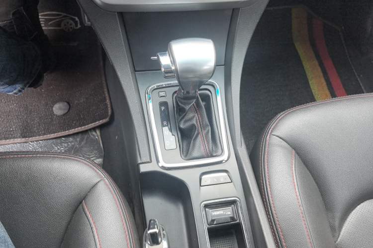 Used Geely Auto Emgrand 2015 Sedan 1.5L CVT Upward Version
