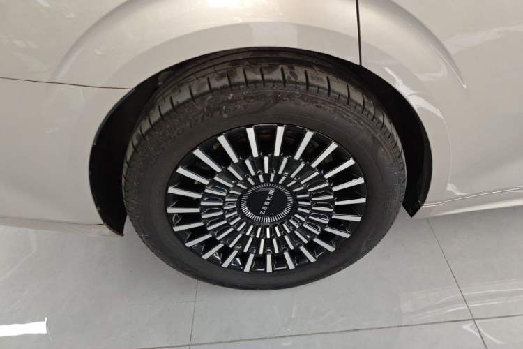 Used Zeekr 009 2022 Revised Model ME Edition
