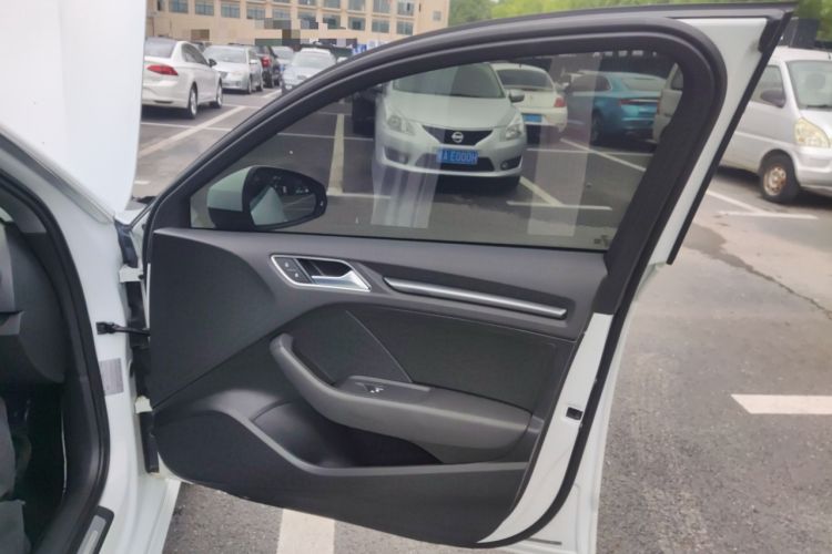 Used Audi A3 2018 30th Anniversary Edition Sportback 35 TFSI Fashion Model
