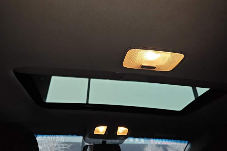 Used Hyundai Elantra 2016 1.6L Automatic ZhiXuan – Elite Version