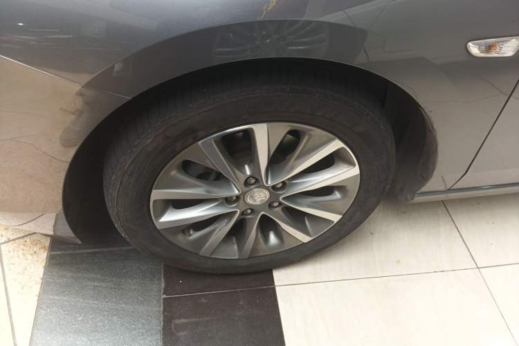 Used Buick GL6 2019 18T 6-Seater Connected Luxury Version China VI Standard
