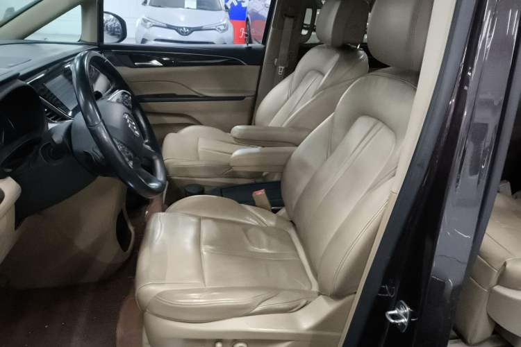 Used Buick GL8 2017 ES 28T Luxury Model China V Standard
