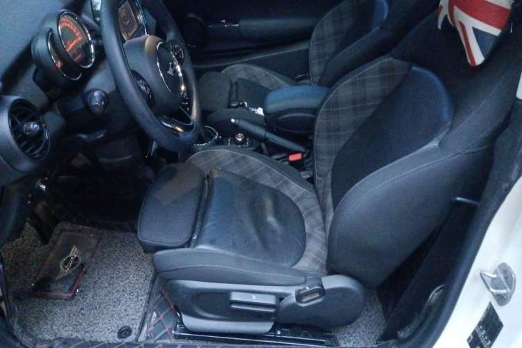 Used MINI MINI 2016 1.5T COOPER
