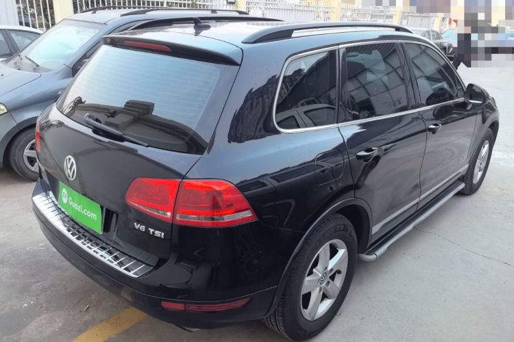 Used Volkswagen Touareg 2011 3.0 TSI Comfort Version
