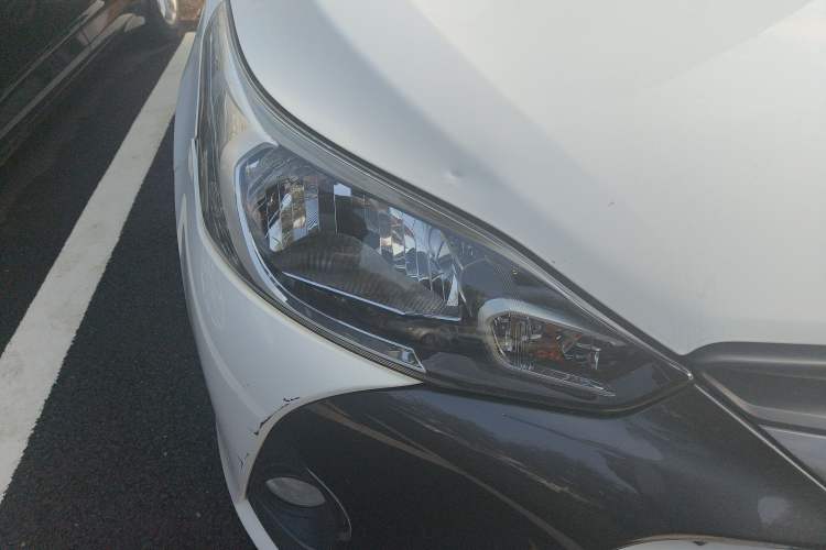 Used Toyota YARiS L 2017 1.5G CVT JingSu Model with Upgraded Sunroof
