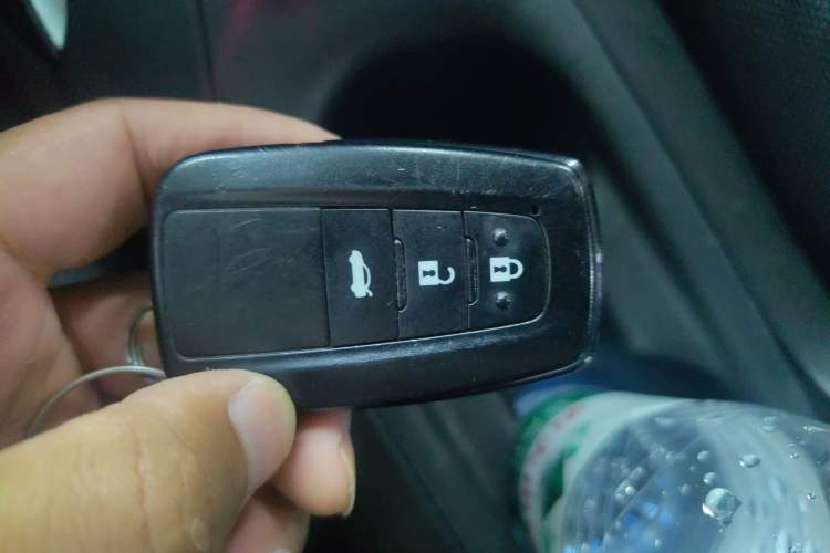 Used Toyota Levin 2022 Dual-Motor 1.8H E-CVT Progressive Edition
