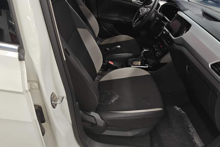 Used Volkswagen Tacqua 2021 1.5L Automatic Yue Zhi Lian Edition
