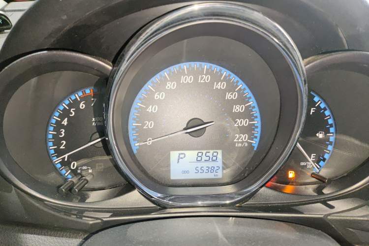 Used Toyota YARiS L 2016 Revised 1.5E CVT Charming Edition