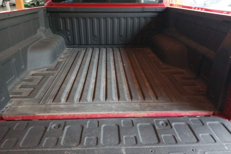 Used  BOLDEN 2024 Passenger Version 2.0T Automatic Diesel 4x4 Standard Wheelbase Luxury Edition