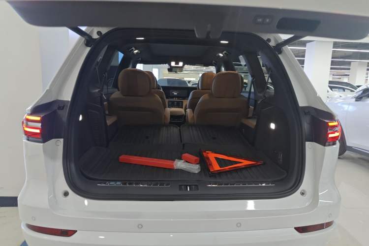 Used Li Auto ONE 2021 Extended-Range 6-Seater Version
