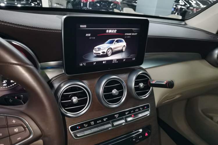 Used Mercedes-Benz GLC 2016 GLC 300 4MATIC Luxury Model
