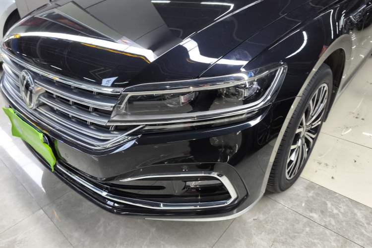 Used Volkswagen Phideon 2021 380TSI Luxury Edition
