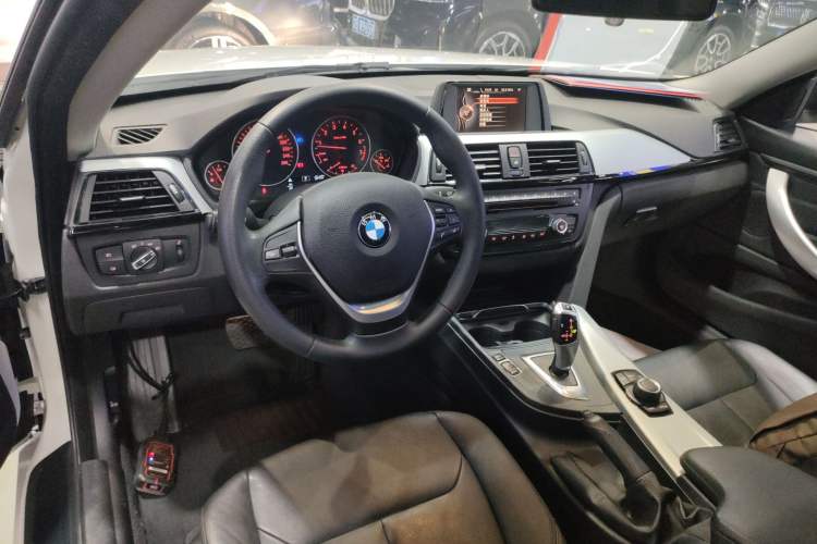 Used BMW 4 Series 2016 420i Fashion Model