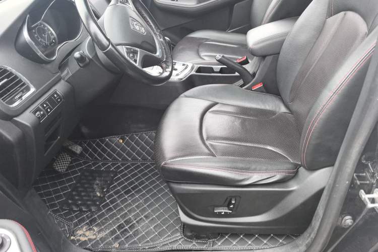 Used Baojun 560 2016 1.8L iAMT Luxury Model