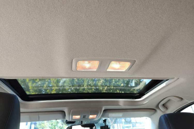 Used Mazda CX-5 2015 2.0L Automatic 4x4 Luxury Edition
