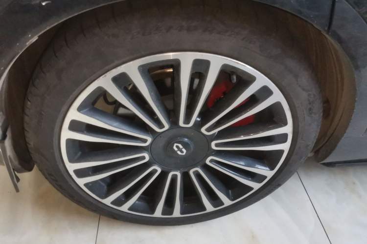 Used Hima AITO M9 2024 Range-Extended Ultra Version 52 kWh 5-Seater Model
