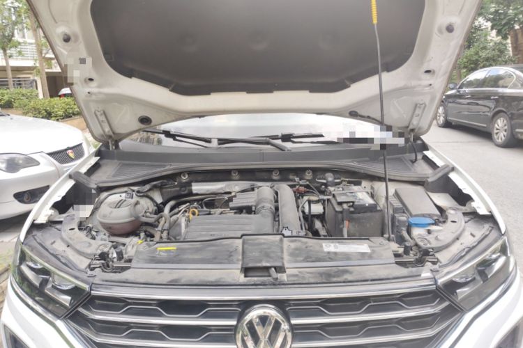 Used Volkswagen T-ROC 2018 230TSI DSG Two-Wheel Drive Advanced Version China V Standard
