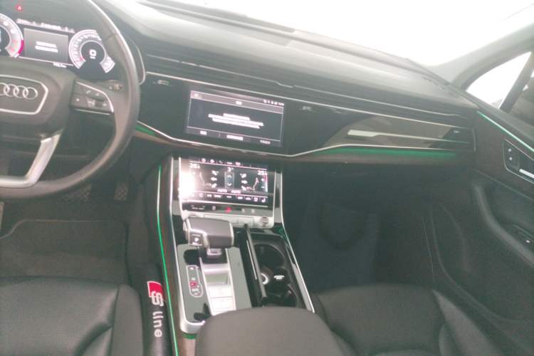 Used Audi Q7 2023 45 TFSI quattro S line Sport model